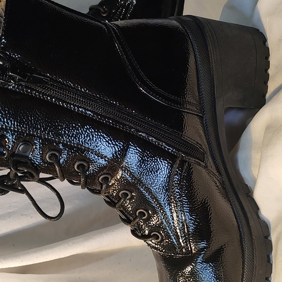Patent leather combat boot - Picture 4 of 7
